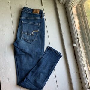 Medium Wash American Eagle High WaistSkinny Jean